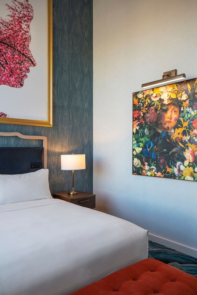 Фото Renaissance New York Chelsea Hotel