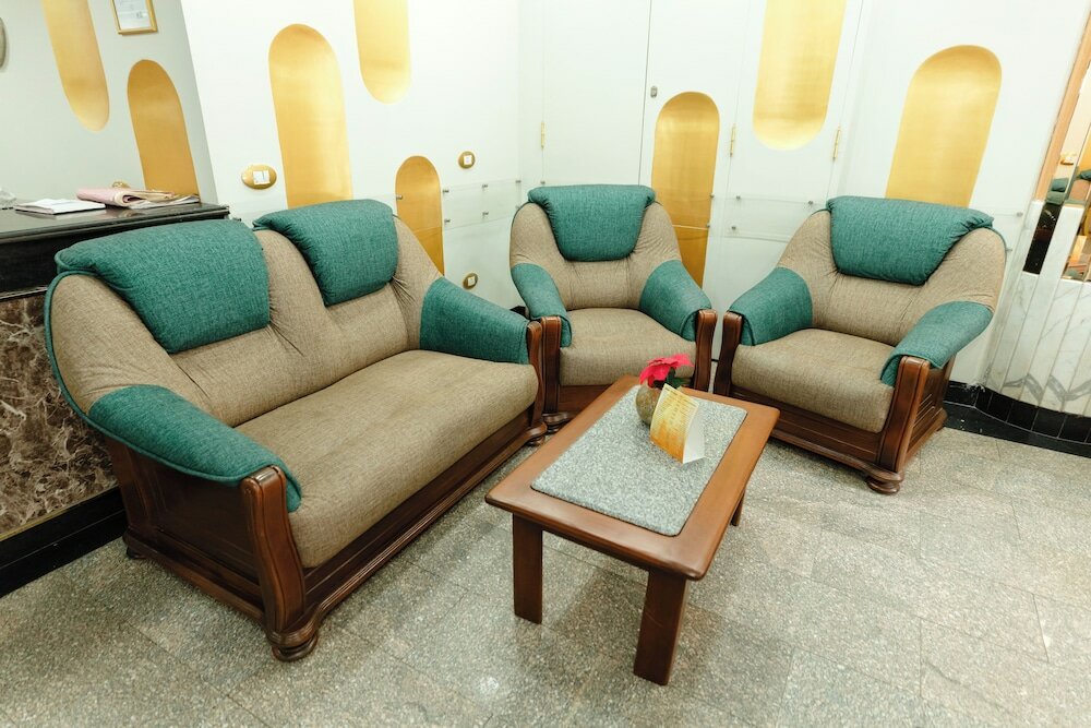 Фото Happy City Hotel