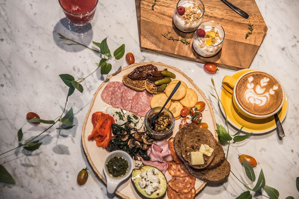 Фото Family Tree Hotel