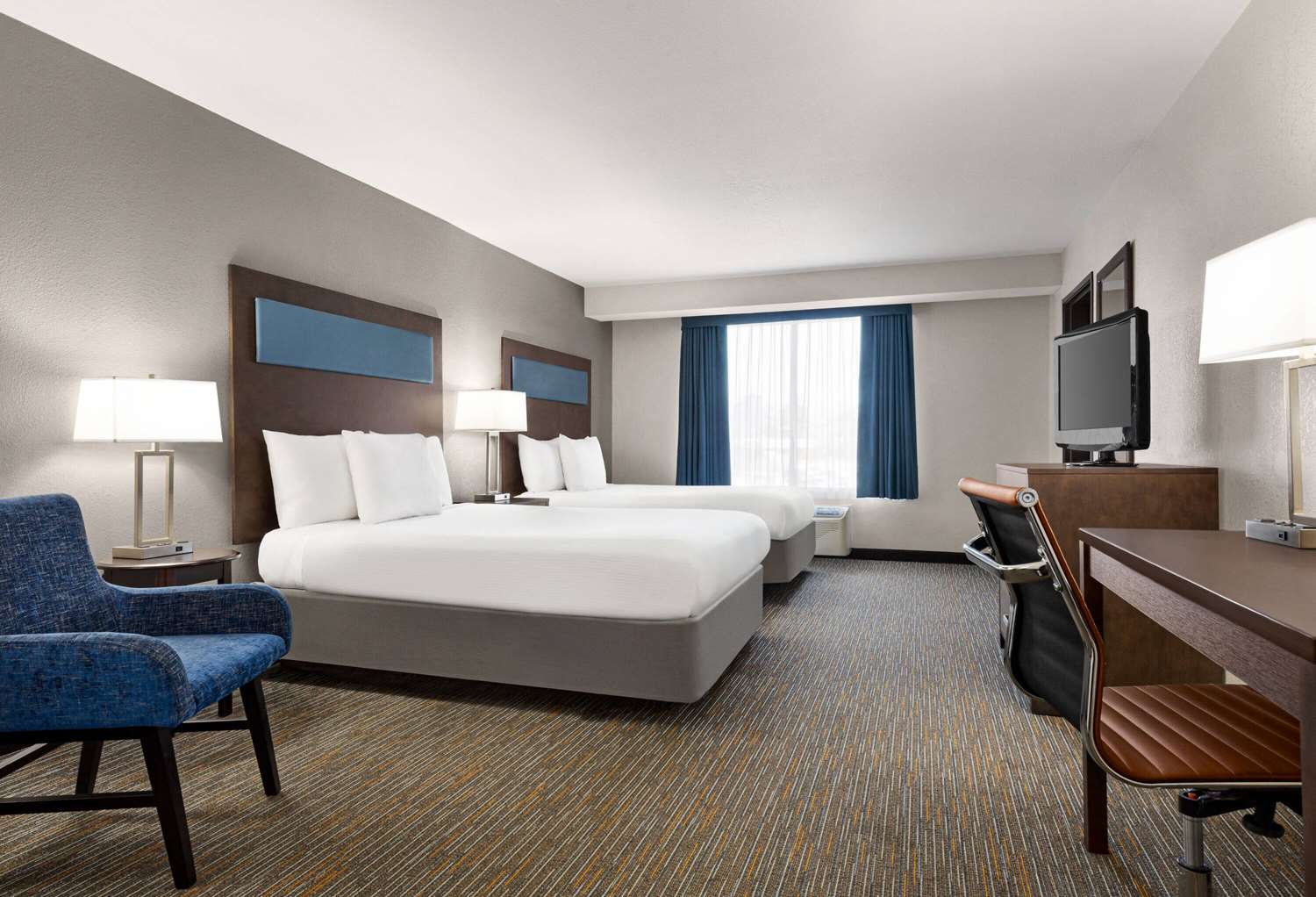 Фото Wingate by Wyndham Southport