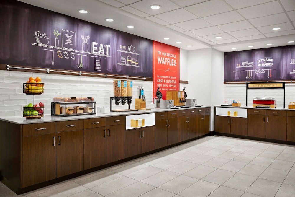 Фото Hampton Inn & Suites West Haven