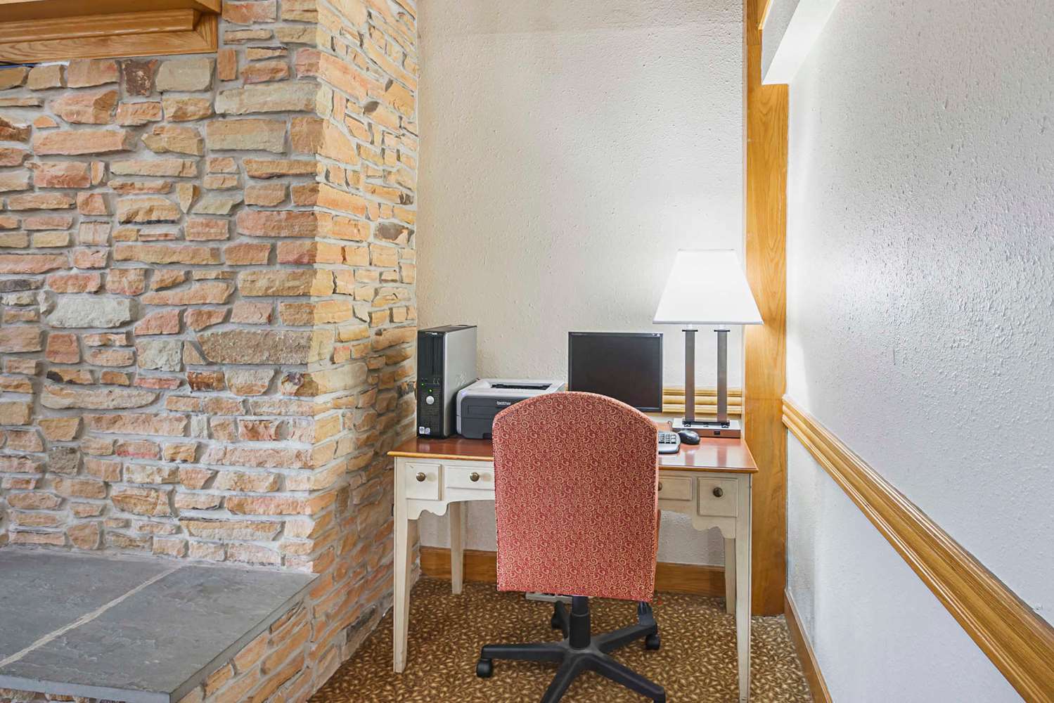 Фото Quality Inn and Suites