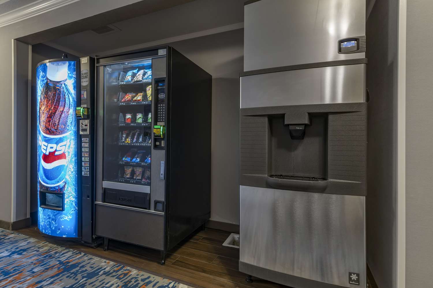 Фото Hampton Inn Ukiah