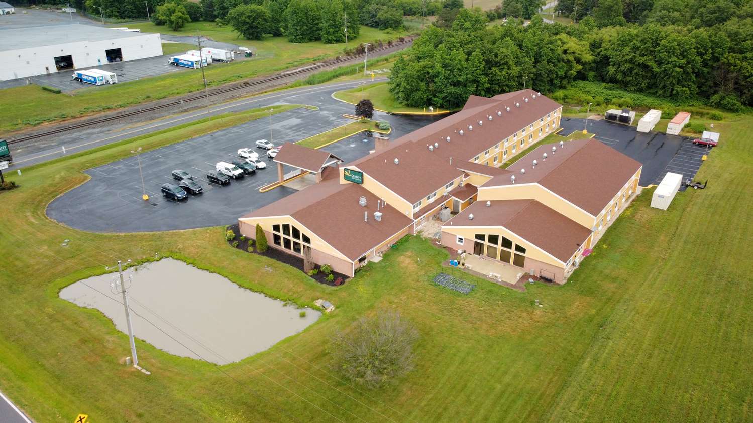 Фото Quality Inn and Suites