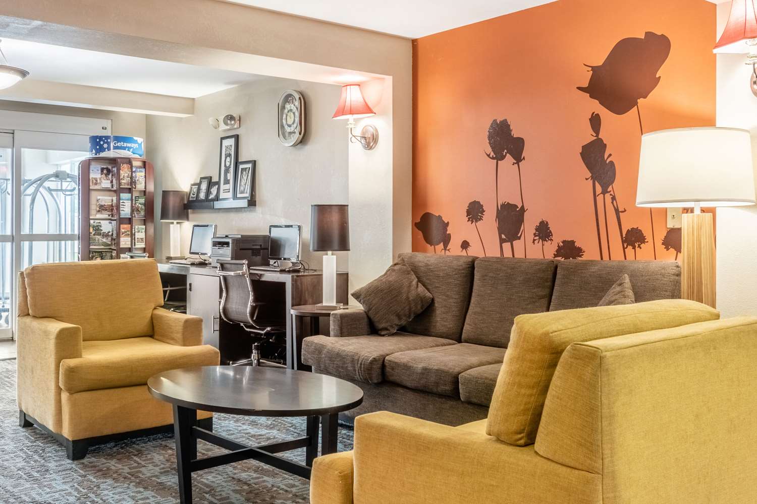 Фото Sleep Inn & Suites