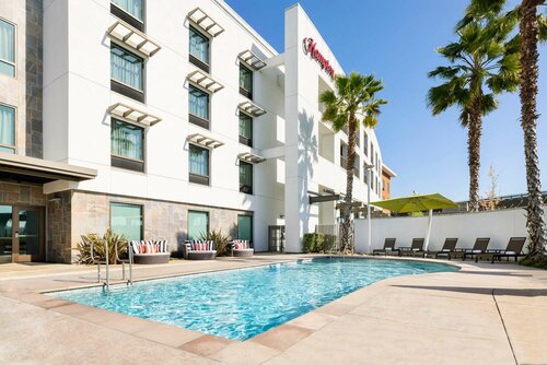 Внешний вид отеля Hampton Inn & Suites Napa в Напе, фото 3