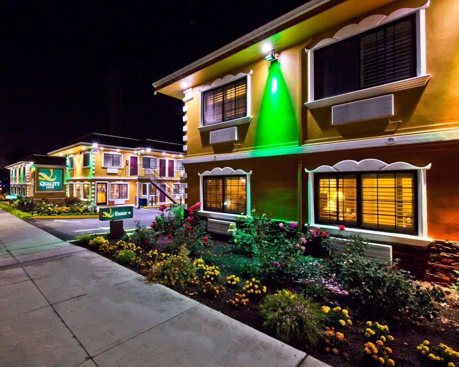 Фото Quality Inn Hayward