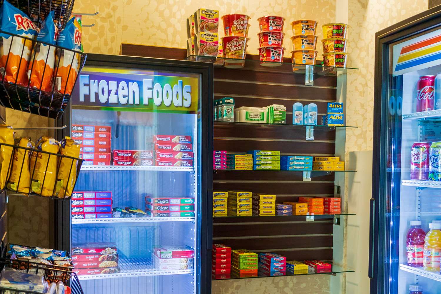 Фото Comfort Inn & Suites Plainville Foxboro