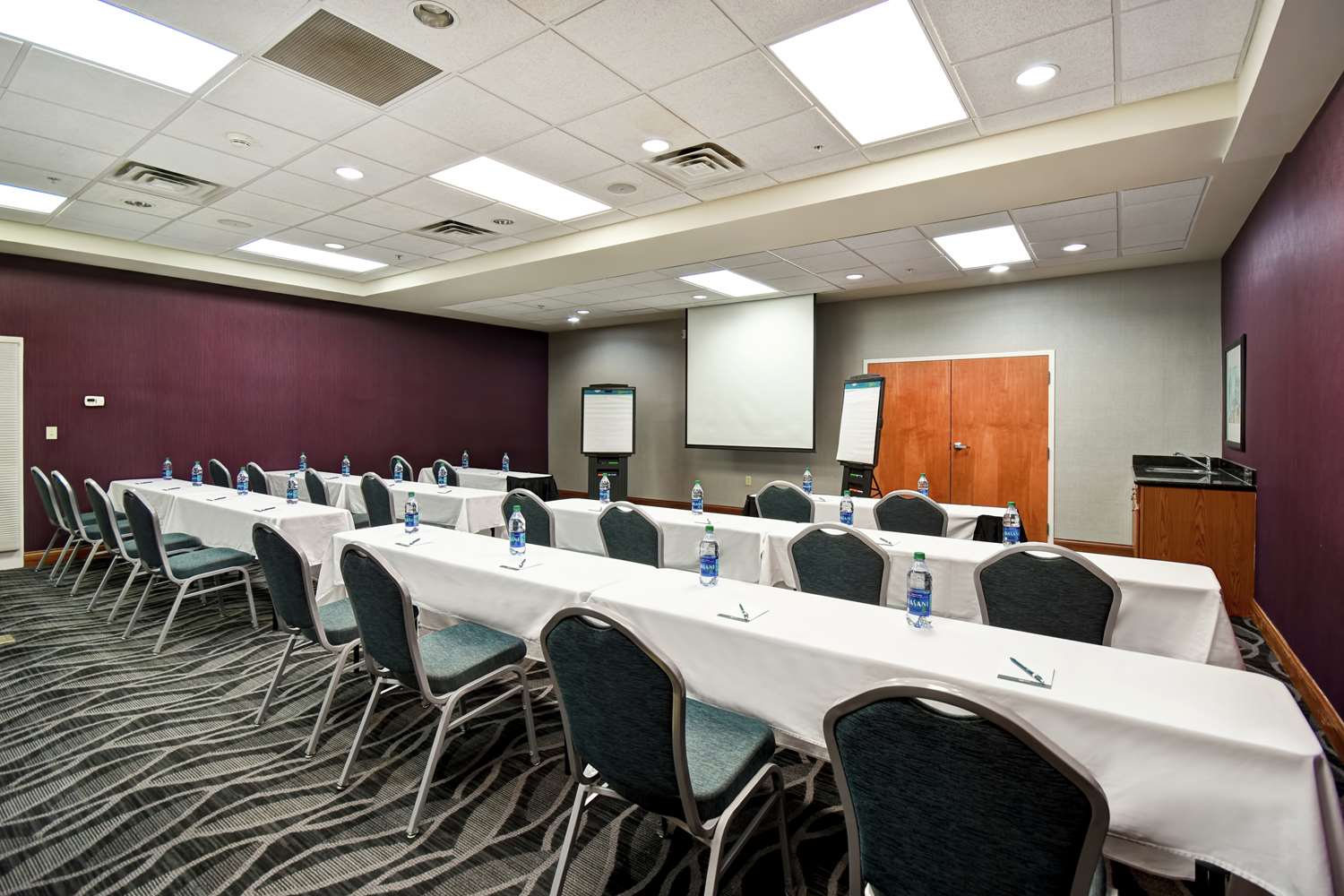 Фото Homewood Suites by Hilton Cincinnati-Milford