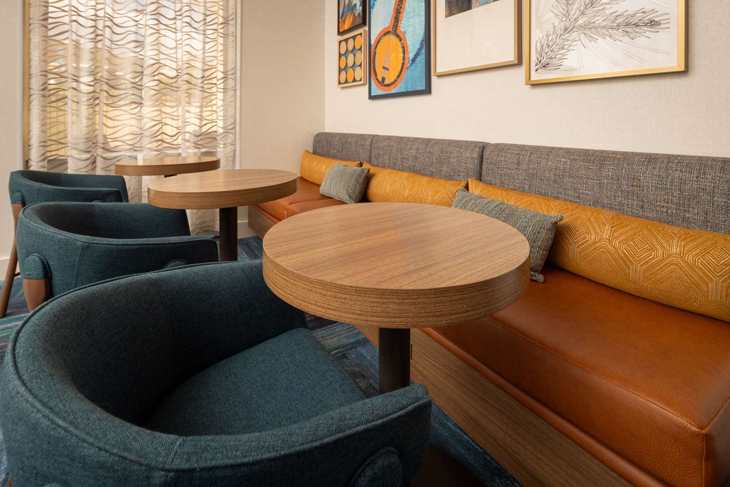 Фото Homewood Suites by Hilton Asheville-Tunnel Road