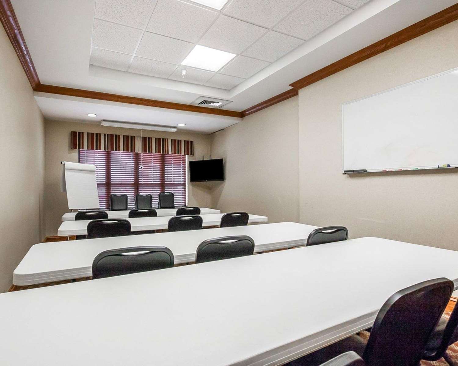 Фото Comfort Inn & Suites Sikeston I-55