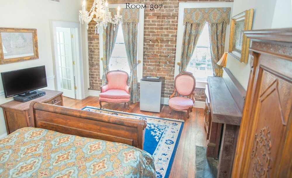 Фото 17Hundred90 Inn and Restaurant