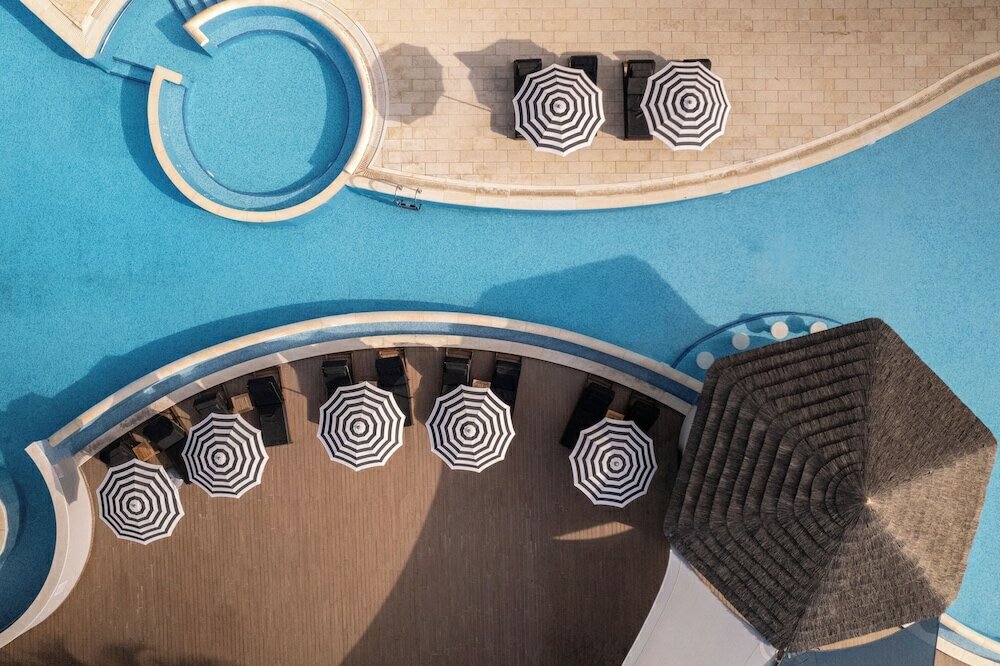 Фото Royal Apollonia by Louis Hotels