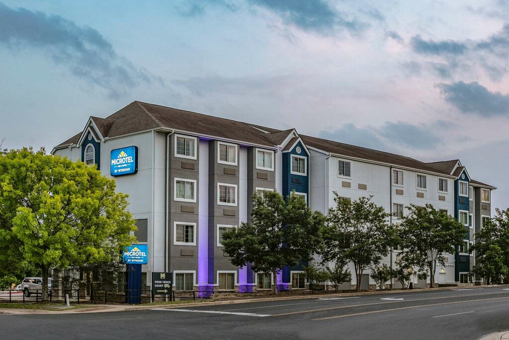 Hotel Microtel Inn & Suites by Wyndham Austin Airport, Austin, photo