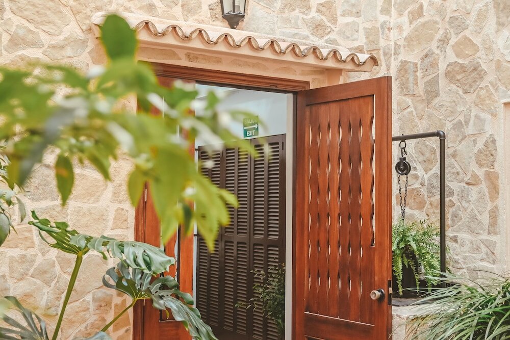 Фото Hostal Can Gallu