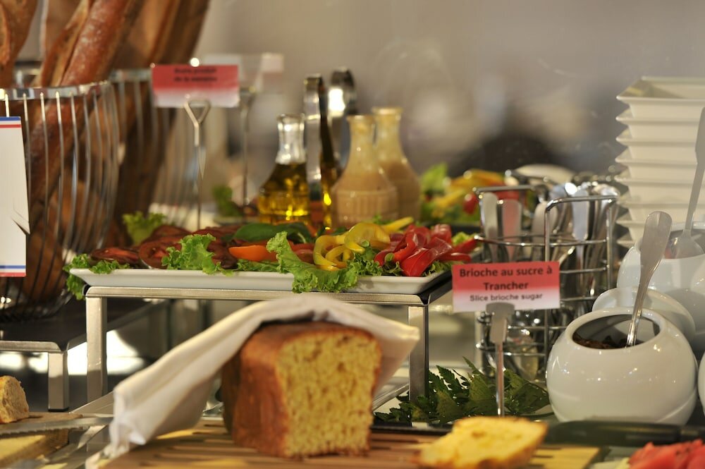 Фото Mercure Paris Opéra Faubourg Montmartre