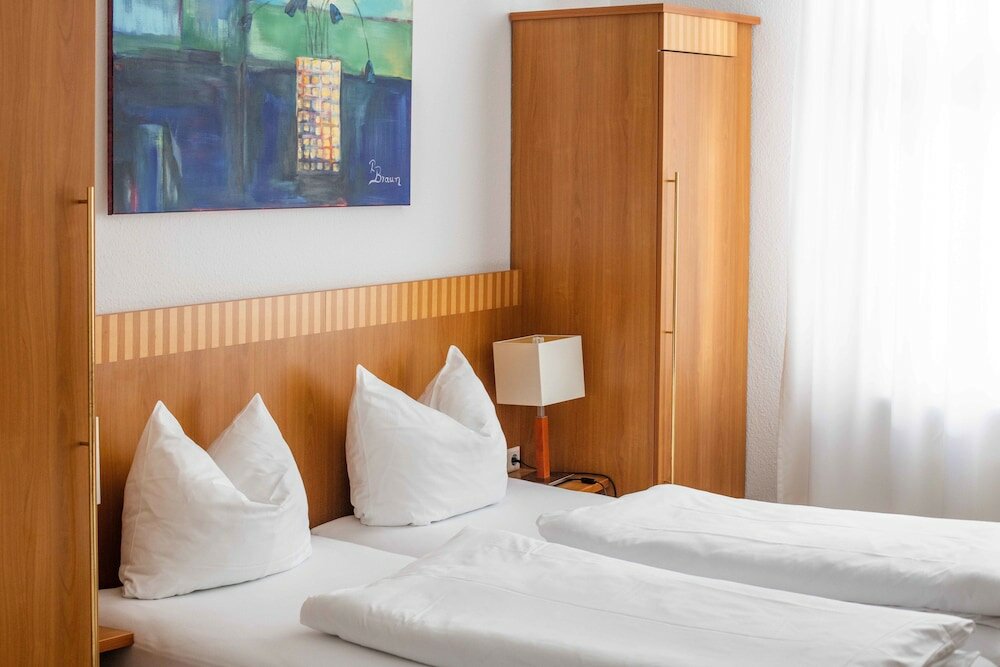 Фото Hotel Graf Zeppelin