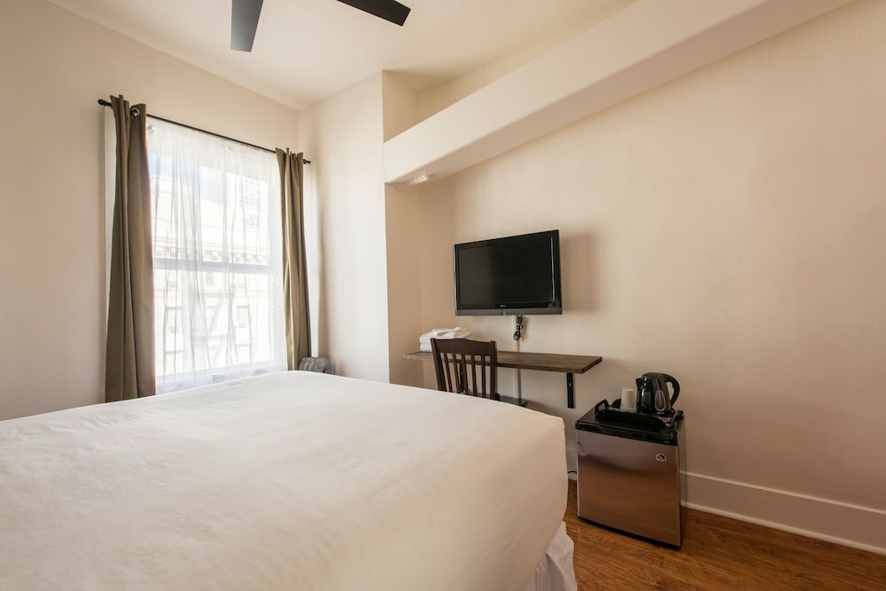 Фото The Herbert Hotel