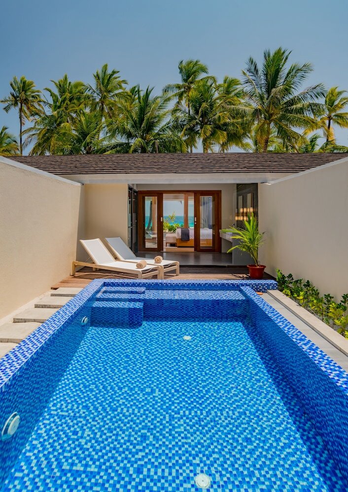 Фото Fiyavalhu Resort Maldives