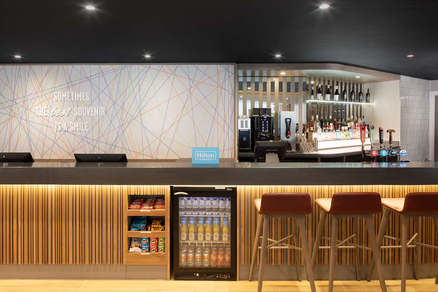 Фото Hampton by Hilton London City