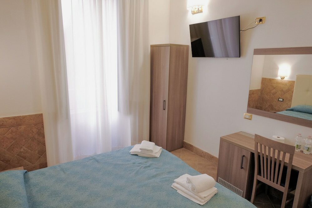 Фото Hotel Alex Square