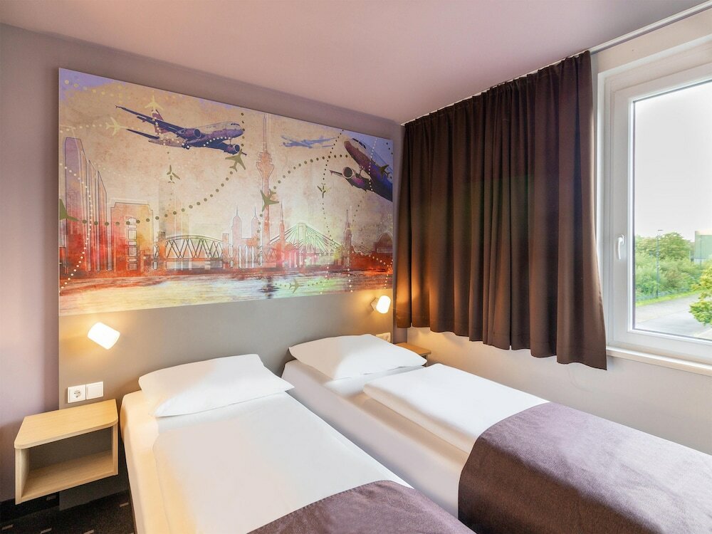 Фото B&b Hotel Düsseldorf-Airport