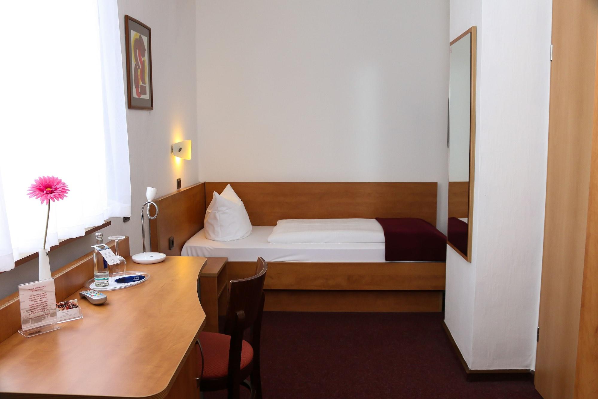 Фото City Hotel Journal