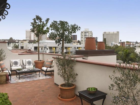 Фото Plaza La Reina