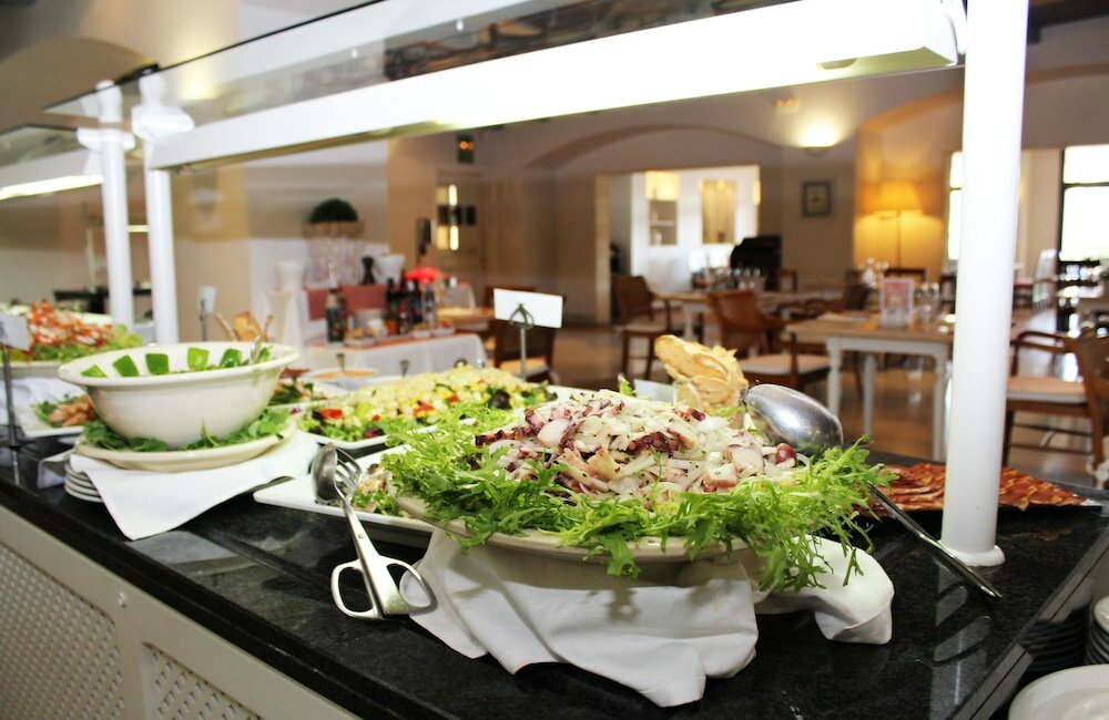 Фото Hotel Duque De Najera