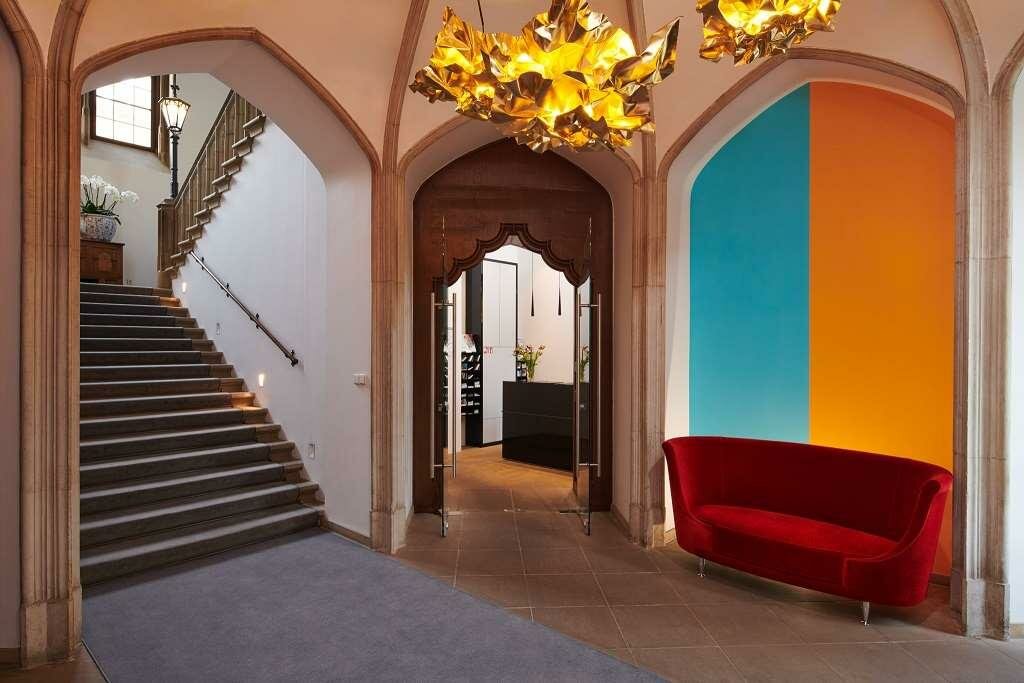 Фото Hotel Schloss Eckberg