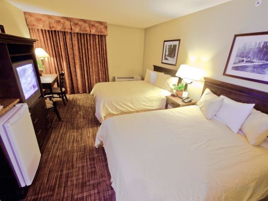 Фото Days Inn by Wyndham Surrey