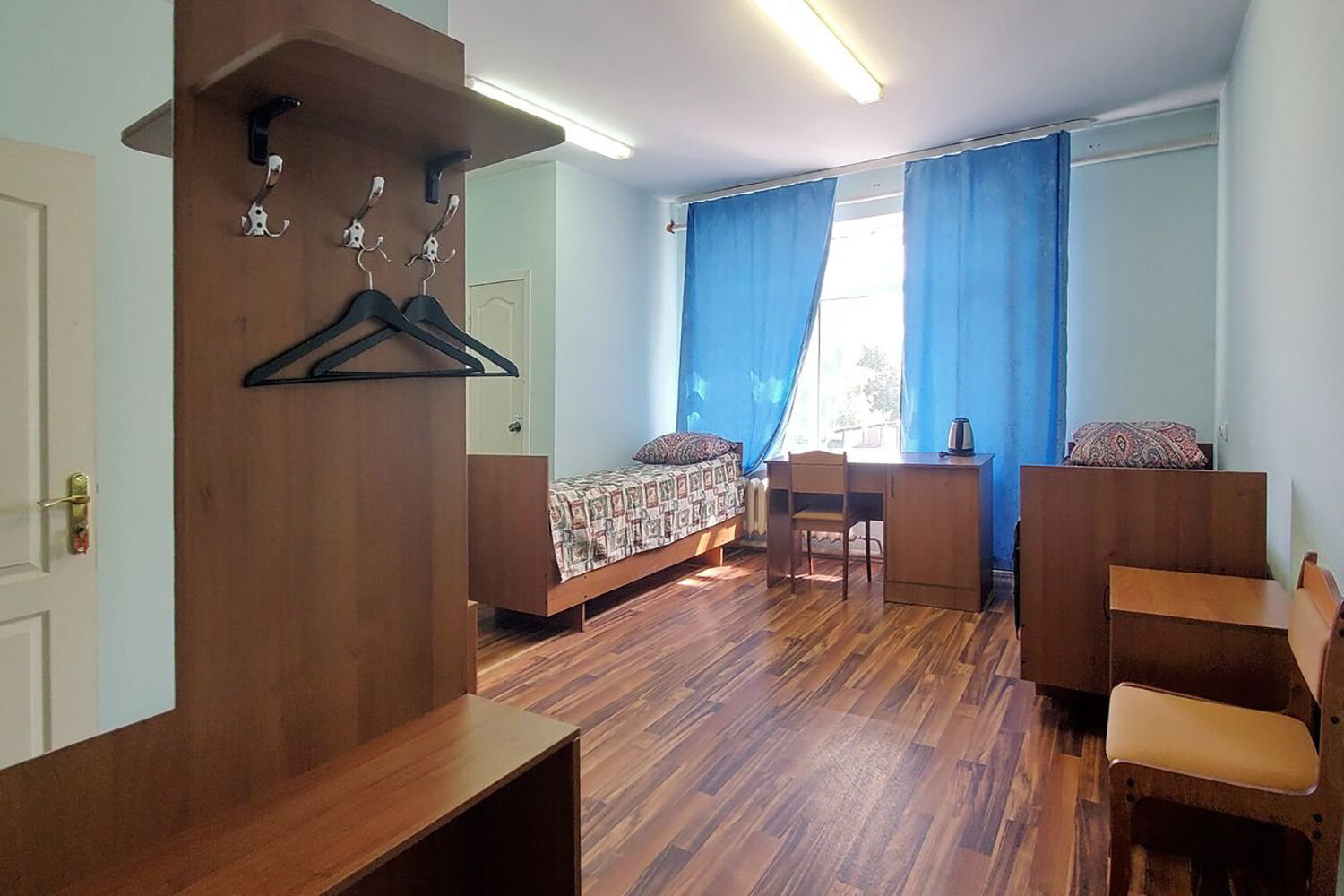 Фото отеля 2