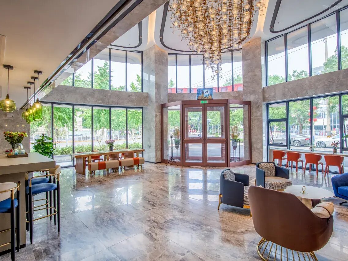 Фото отеля 2