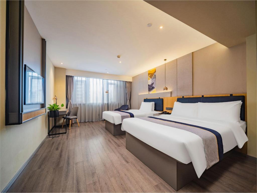 Фото Homeinn Selected Hotel Chengdu Panda Base Zoo Subway Station