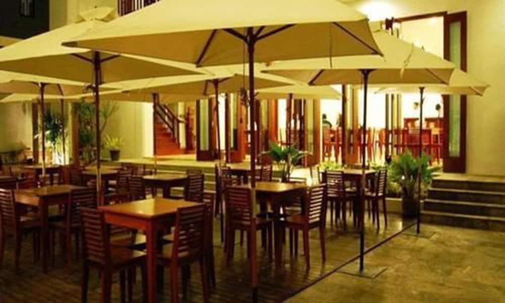 Фото Sabaidee at Lao Hotel