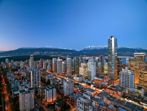 Внешний вид отеля Hyatt Vancouver Downtown Alberni в Ванкувере, фото 3