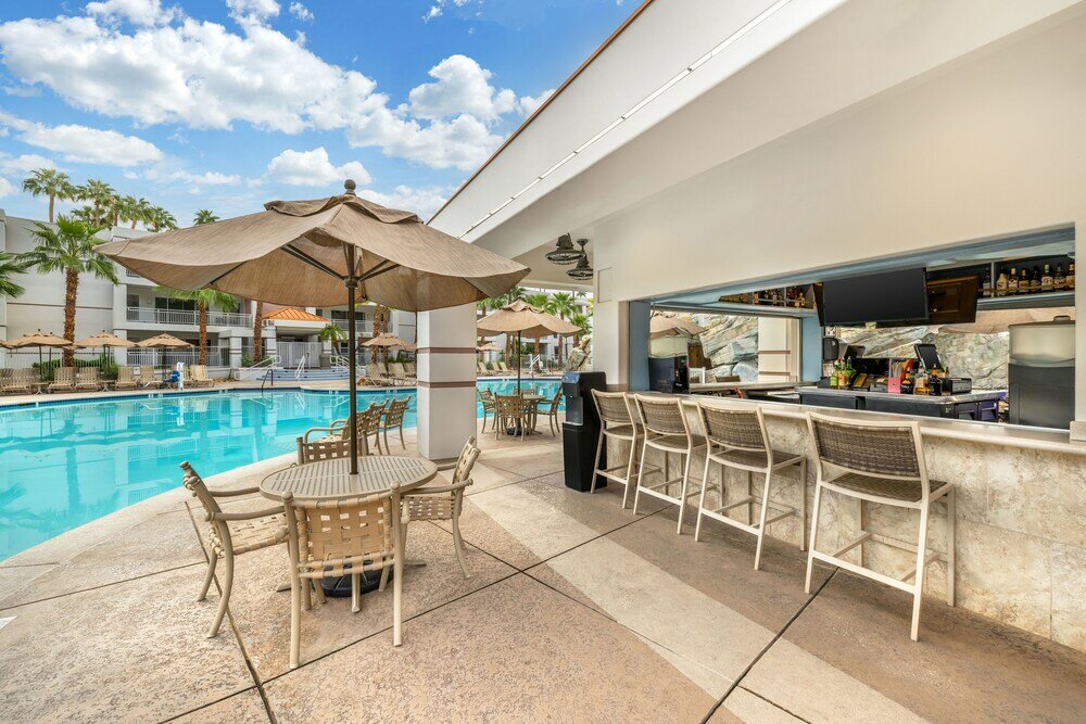 Фото Palm Canyon Resort