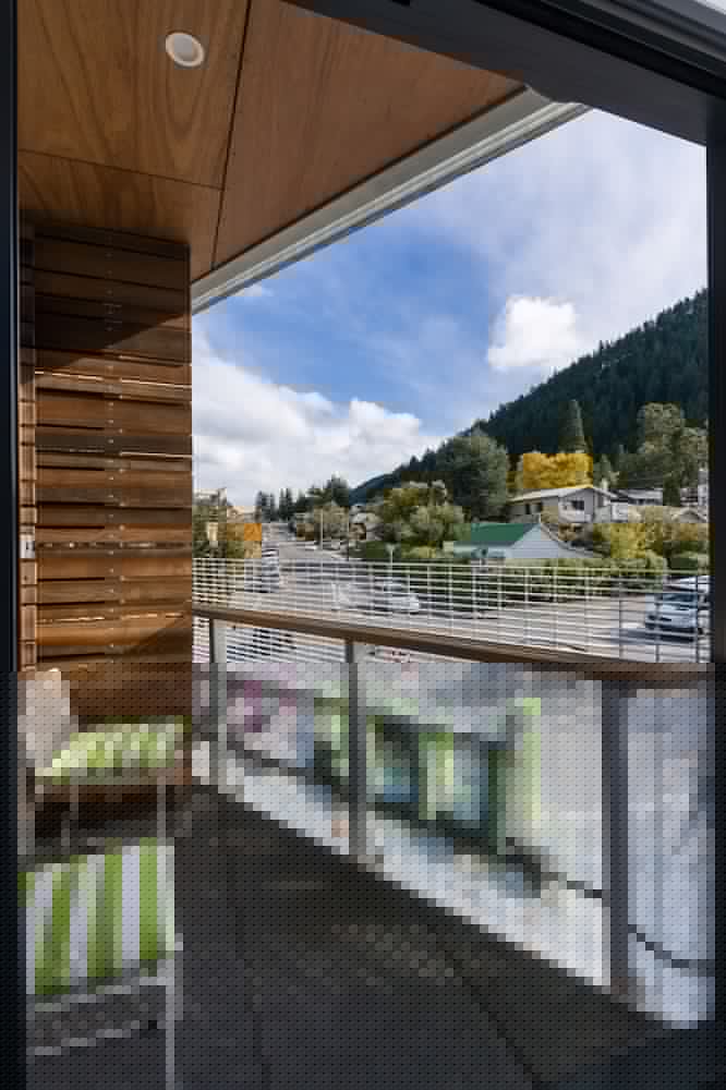 Фото LyLo Queenstown