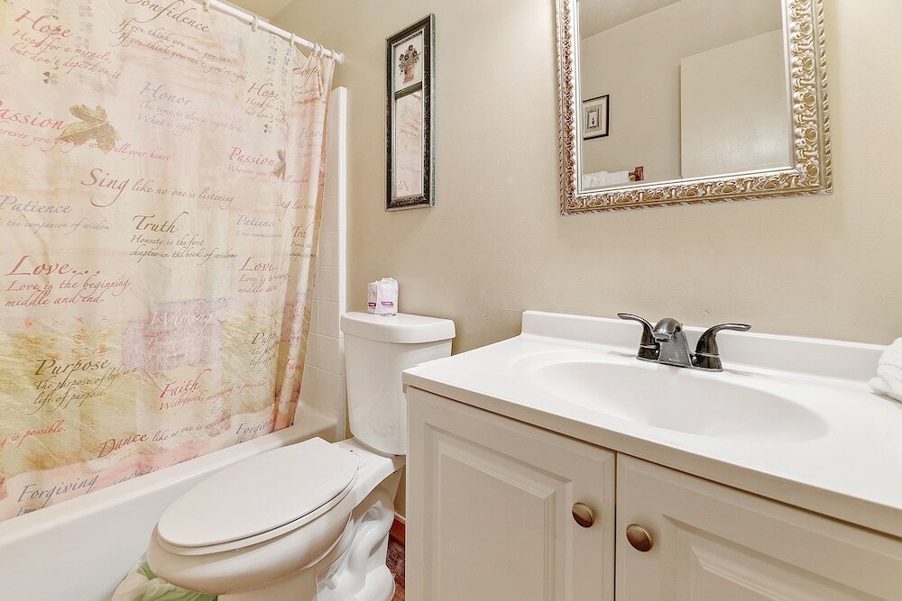 Фото Black Forest Lodge And Cabins