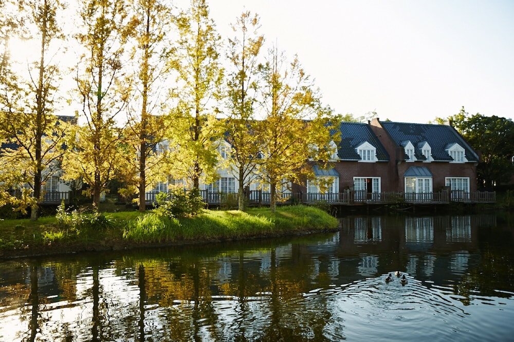 Фото Huis Ten Bosch Forest Villa