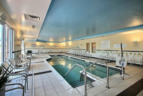Гостиница Fairfield Inn & Suites by Marriott Milwaukee Airport в Ок Крике