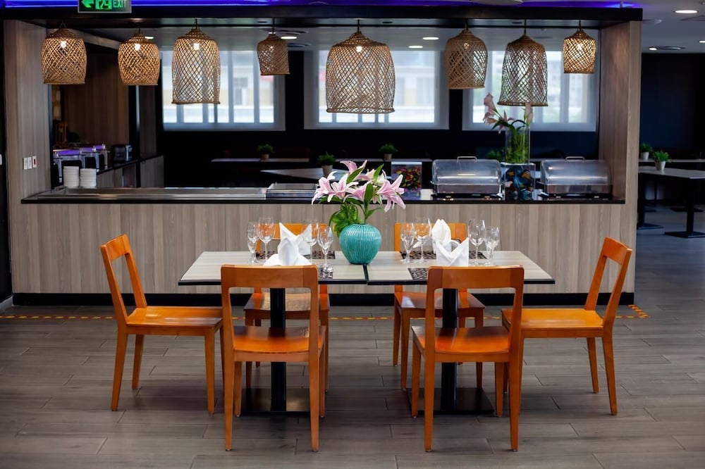 Фото Onomo Hotel