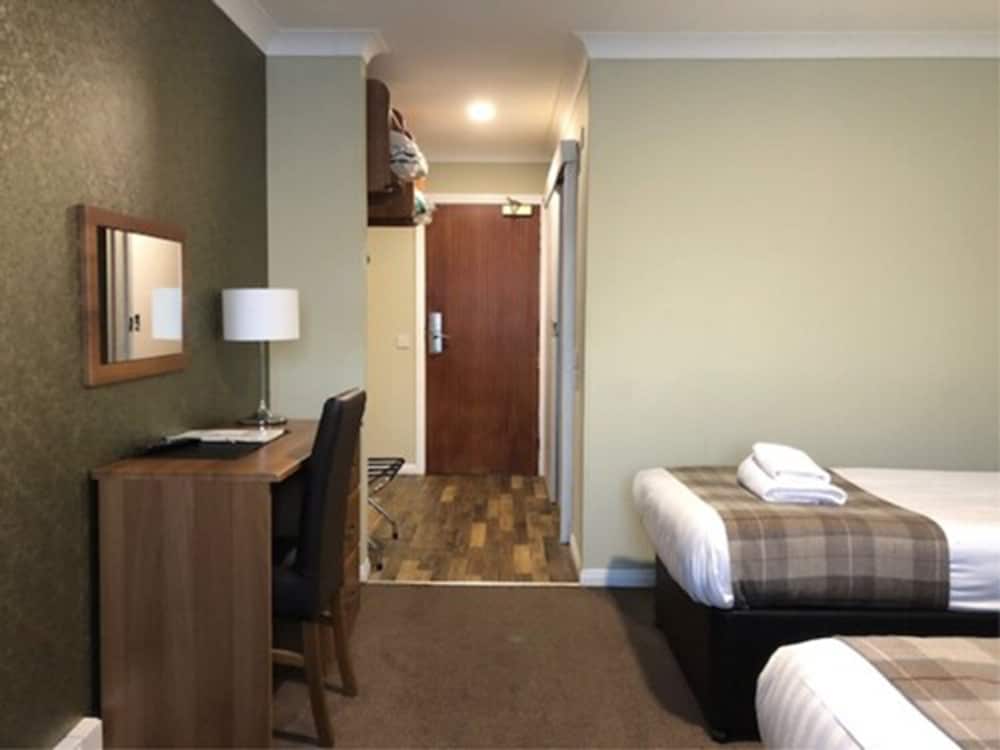 Фото King Robert Hotel