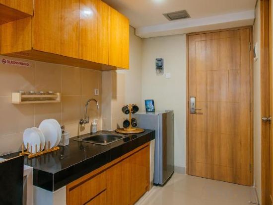 Фото RedDoorz Apartment @ Padina Soho and Residence