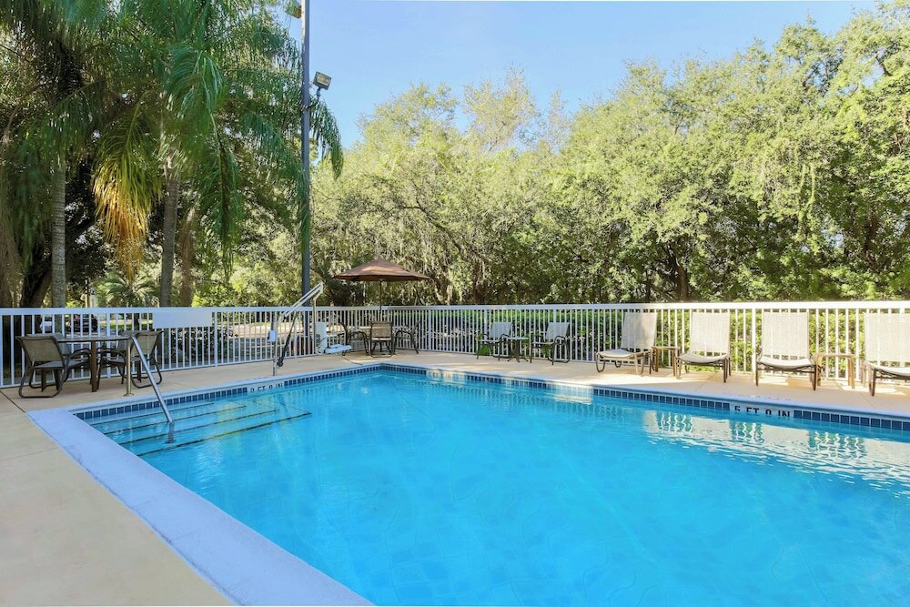 Фото Fairfield Inn and Suites by Marriott Tampa Brandon