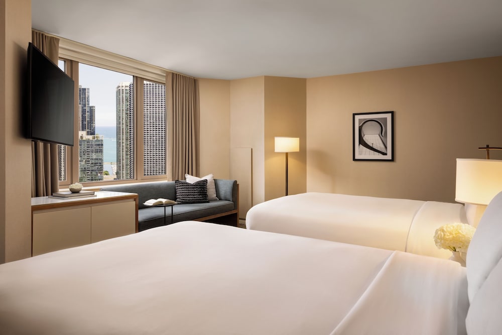 Фото Fairmont Chicago Millennium Park