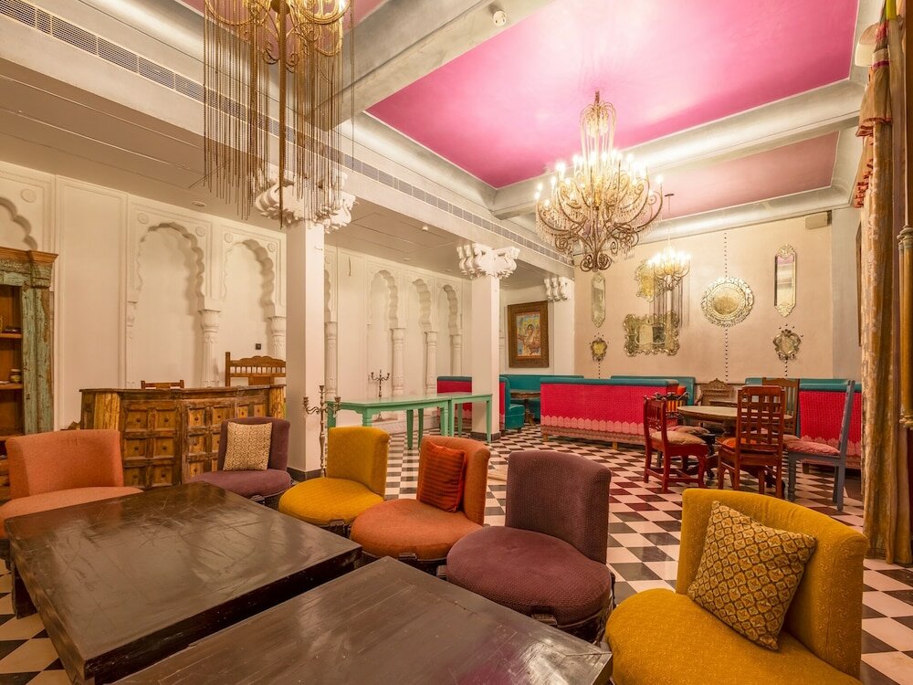Фото Jyoti Mahal A Heritage Hotel