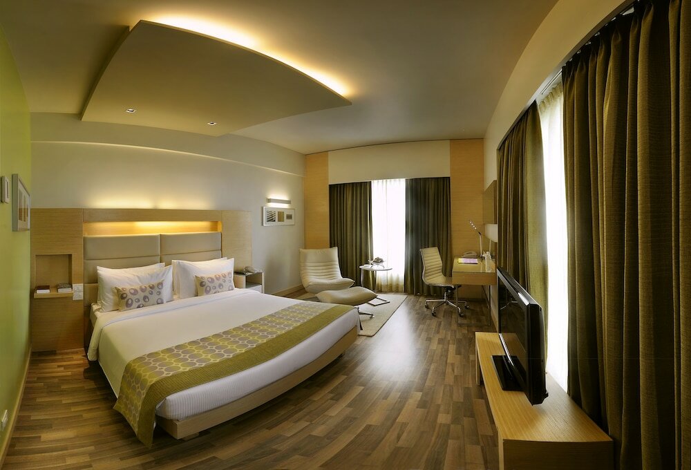 Фото The Raintree, Anna Salai