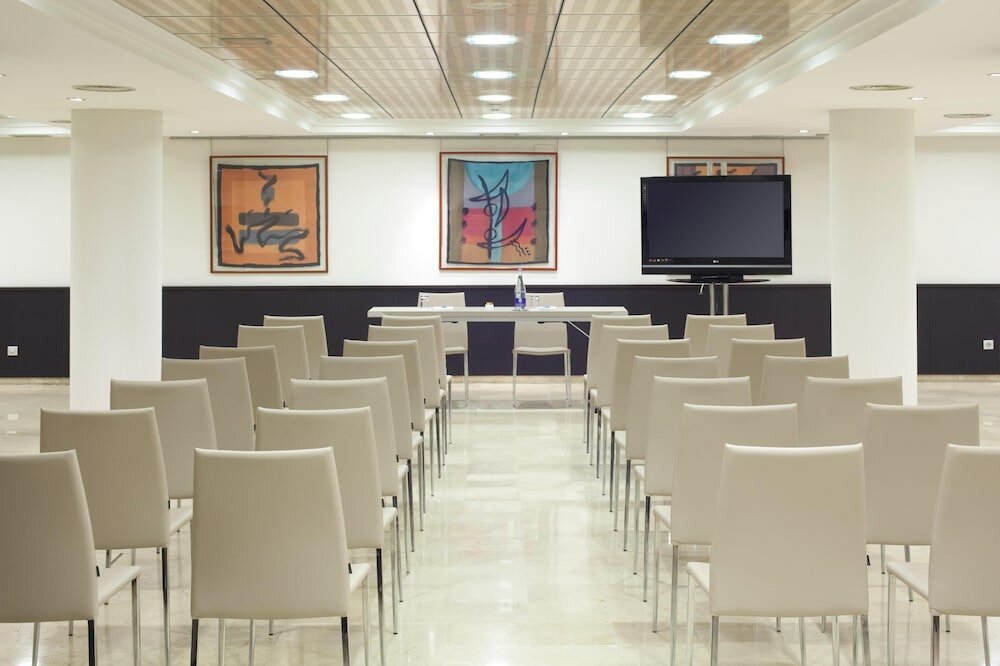 Фото Nh Ciudad de Santander