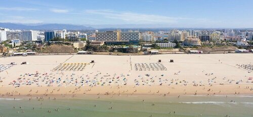 Внешний вид отеля Hotel Algarve Casino в Портимане, фото 5